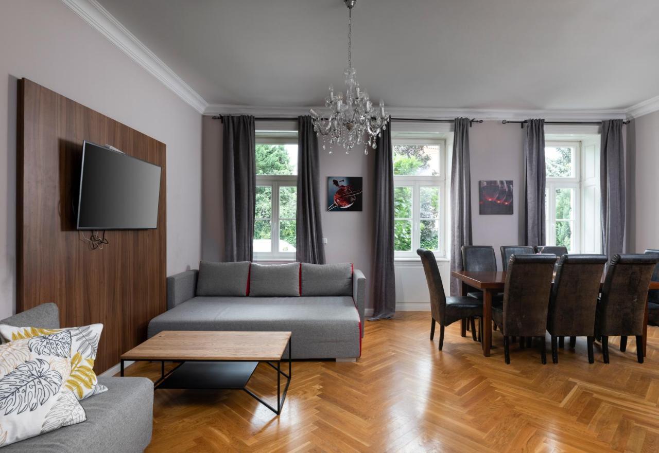 Imperial Apartments Schonbrunn - Contactless Check-In Wina Bagian luar foto