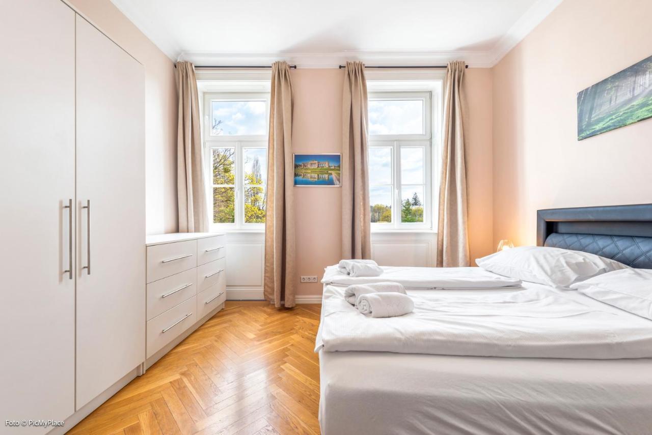 Imperial Apartments Schonbrunn - Contactless Check-In Wina Bagian luar foto